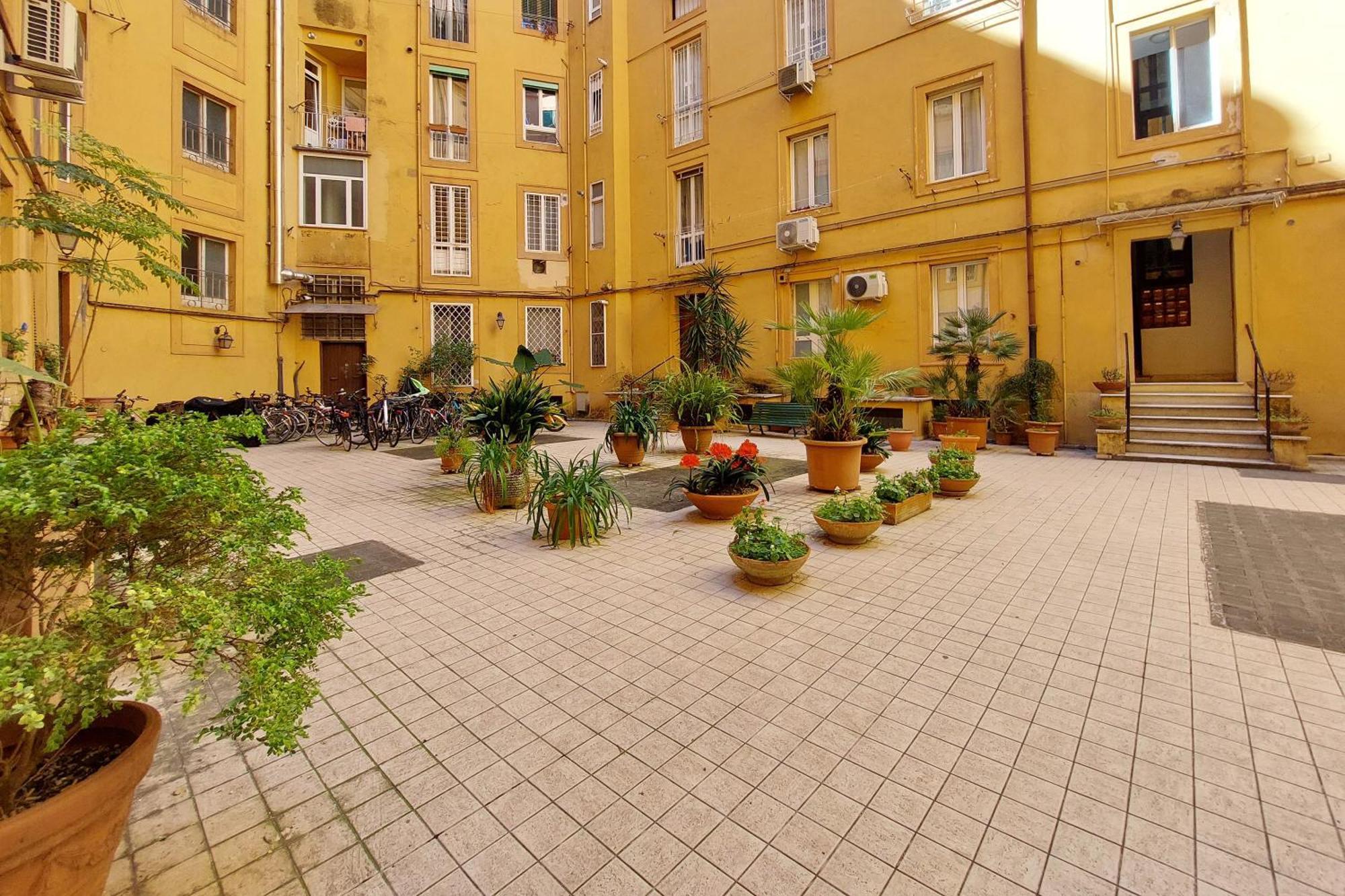 Ych-spaceful Near Vatican Rome